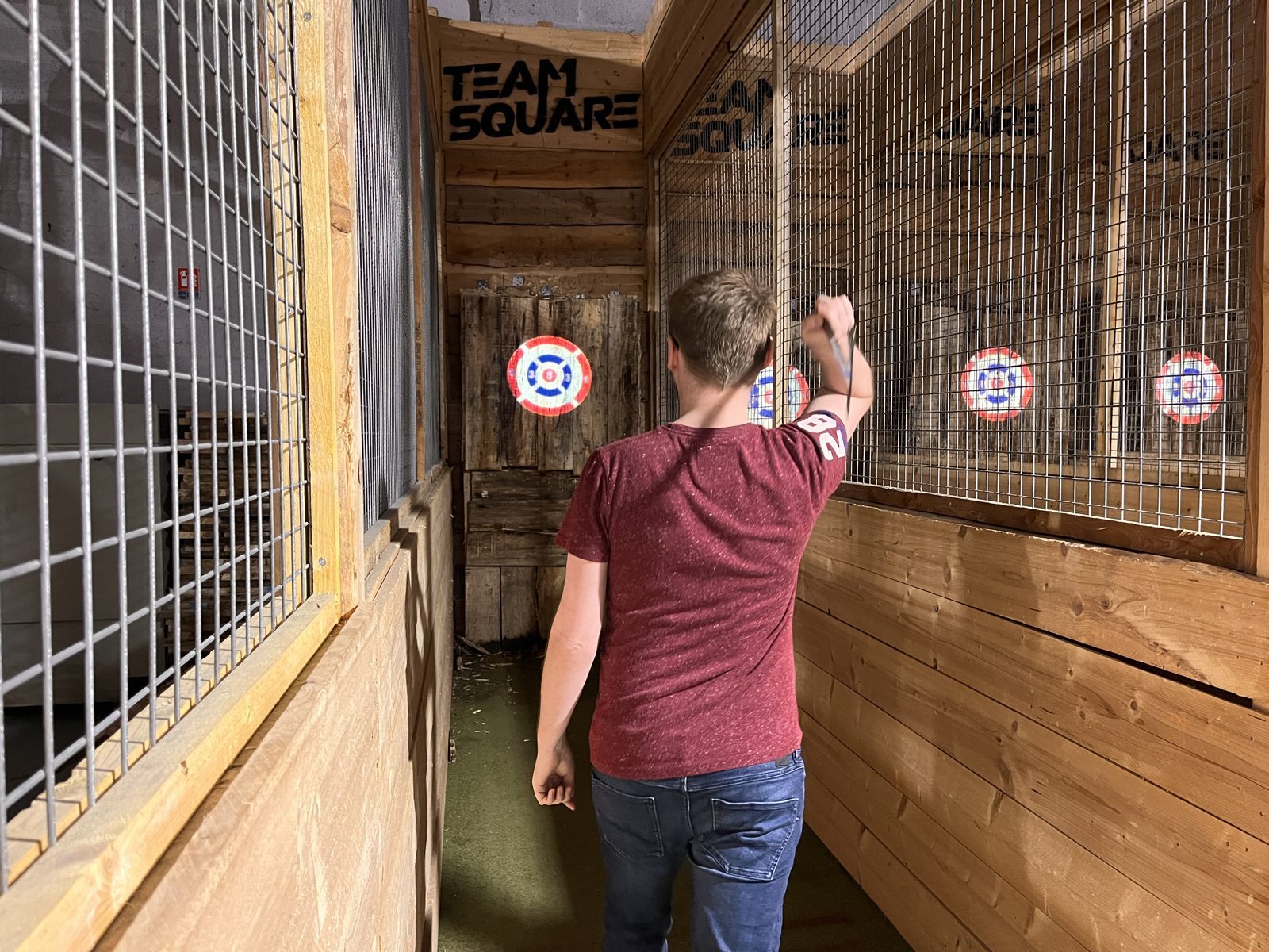 Session de lancer de hache chez Team Square